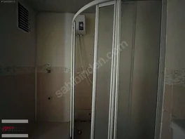 Çıplaklı Toki De Cam Balkonlu Kat Kiralık 1+1 Daire — fotoğraf 4