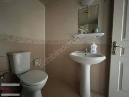 Çıplaklı Toki De Cam Balkonlu Kat Kiralık 1+1 Daire — fotoğraf 5