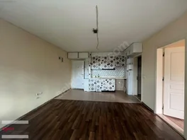 Çıplaklı Toki De Cam Balkonlu Kat Kiralık 1+1 Daire — fotoğraf 13