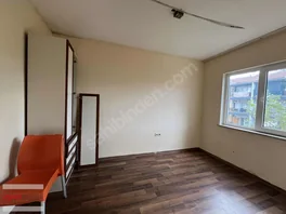 Çıplaklı Toki De Cam Balkonlu Kat Kiralık 1+1 Daire — fotoğraf 14